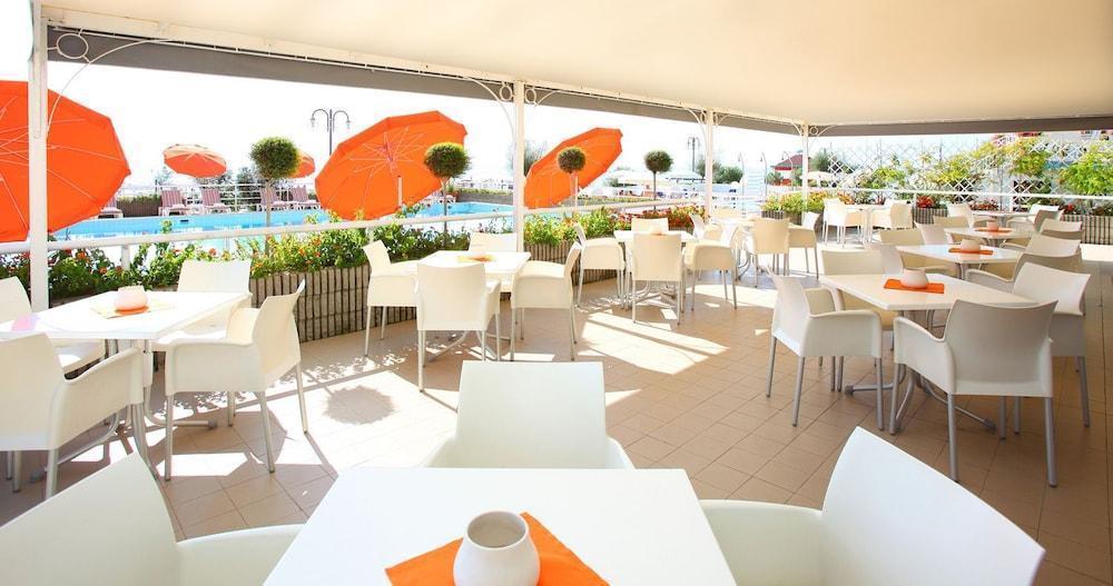Hotel Astor Lido di Jesolo Exterior photo
