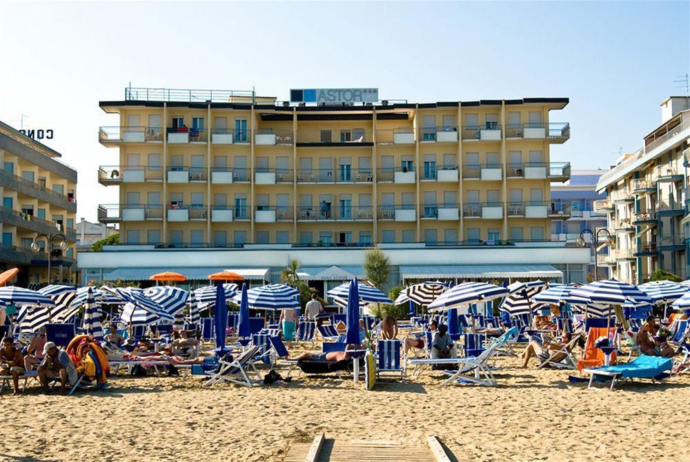 Hotel Astor Lido di Jesolo Exterior photo