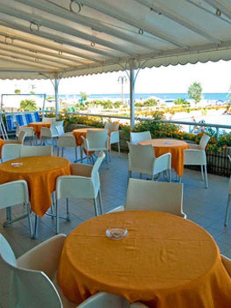 Hotel Astor Lido di Jesolo Exterior photo