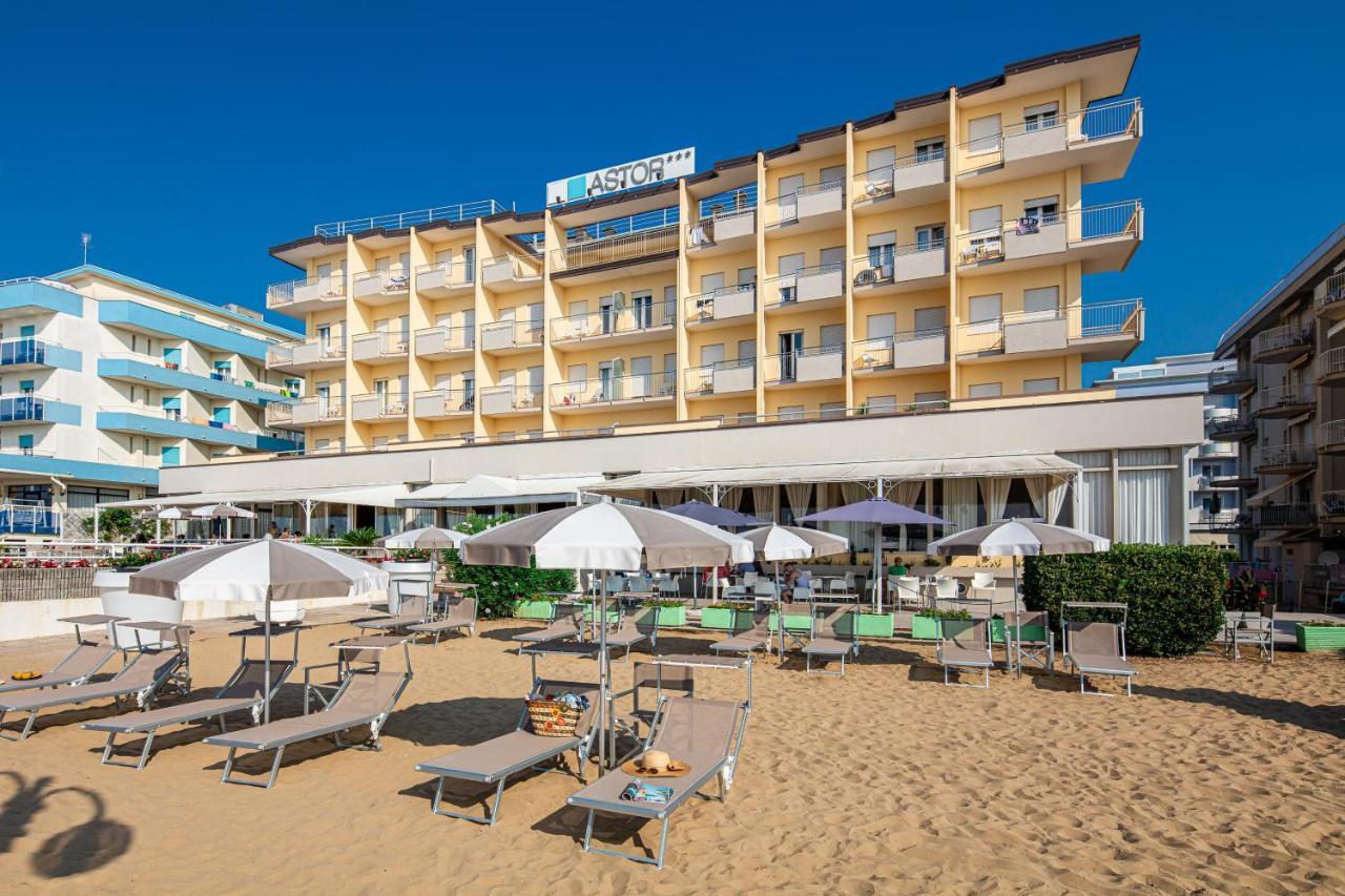 Hotel Astor Lido di Jesolo Exterior photo